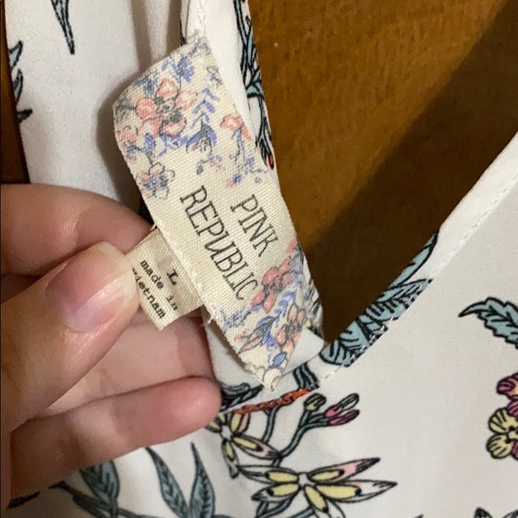 White Floral Racerback - Picture 2 of 3